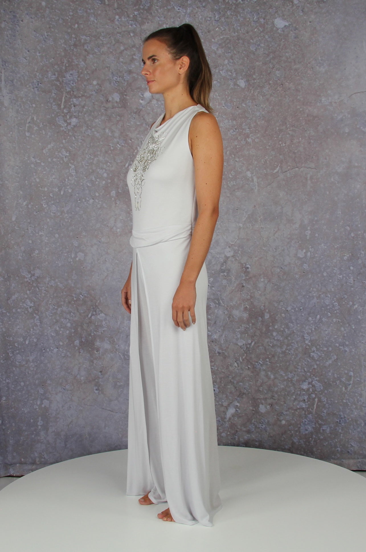 Soft falling jumpsuit with an embroidered waterfall collar