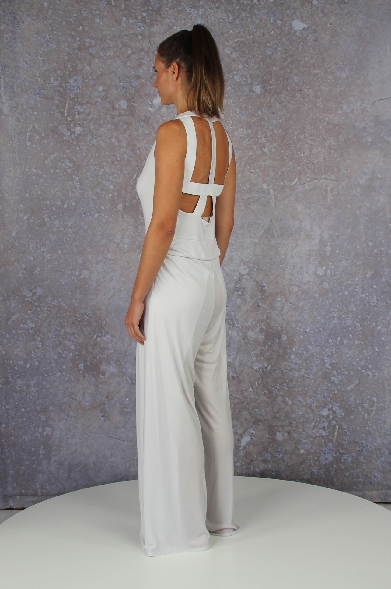 Soft falling jumpsuit with an embroidered waterfall collar