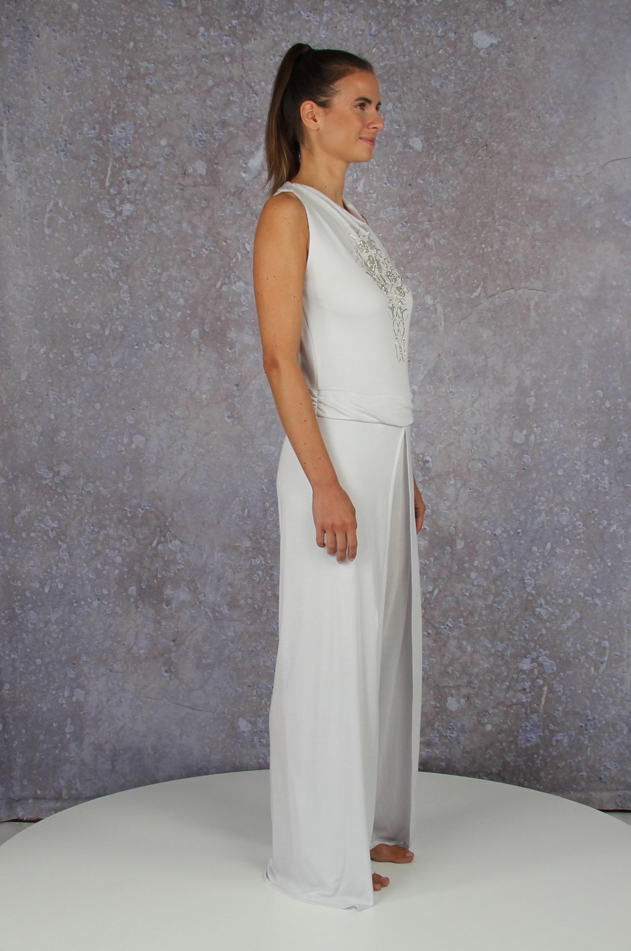 Soft falling jumpsuit with an embroidered waterfall collar
