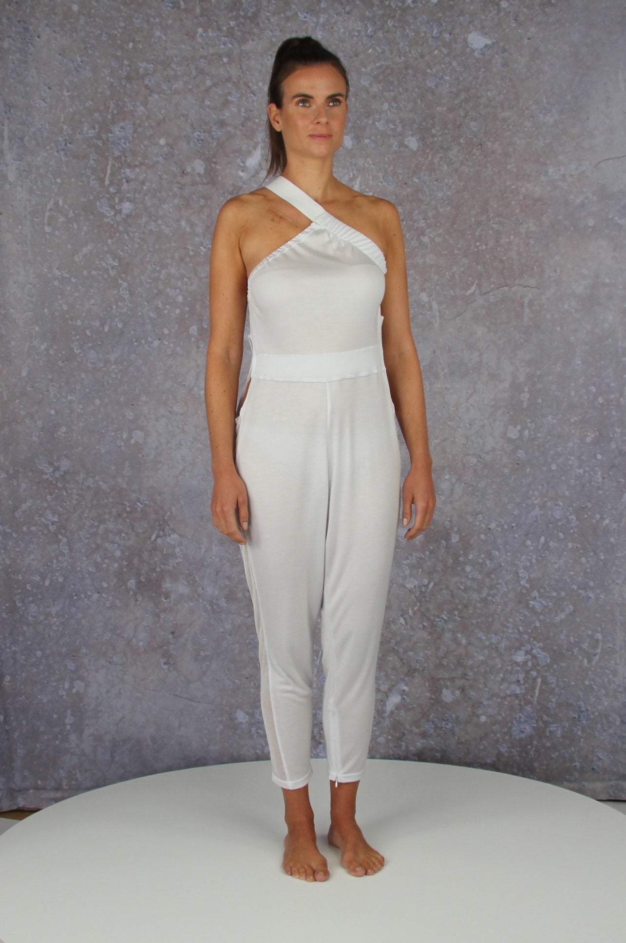 Asymmetrical feel-good jumpsuit